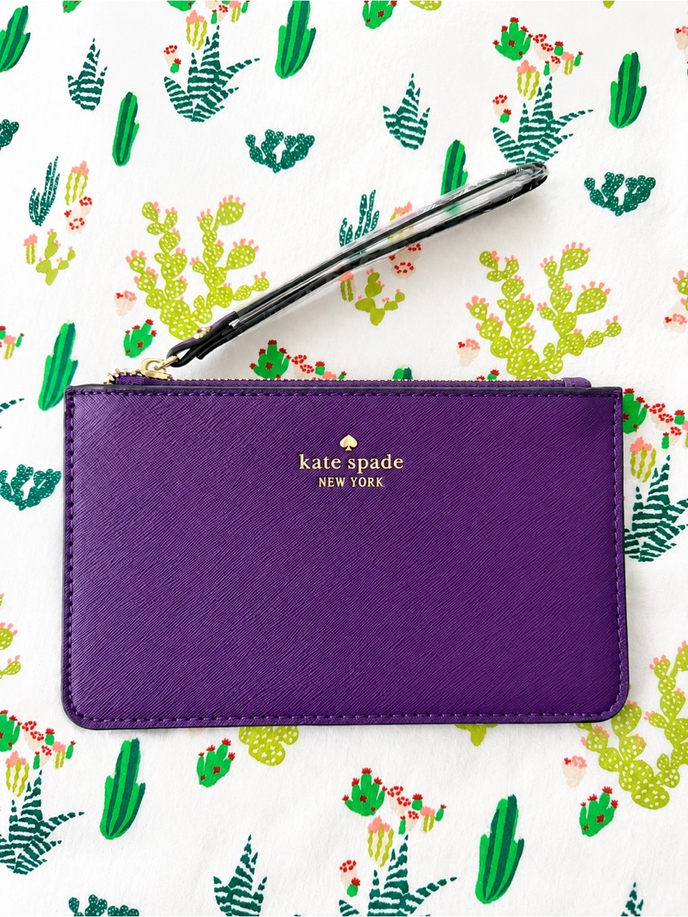 Kate Spade New York Lucy Medium L-Zip Saffiano Leather Wristlet - Purple